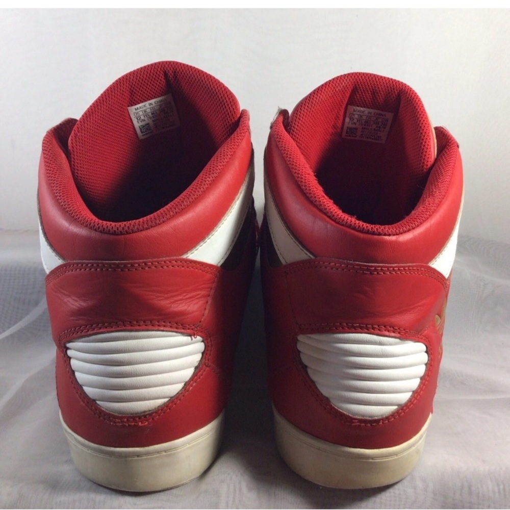 Adidas Men’s Size 1 Sneakers Red and White - Picture 4 of 6